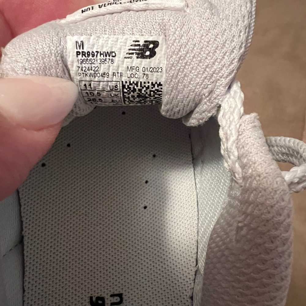 New balance brand new sneakers